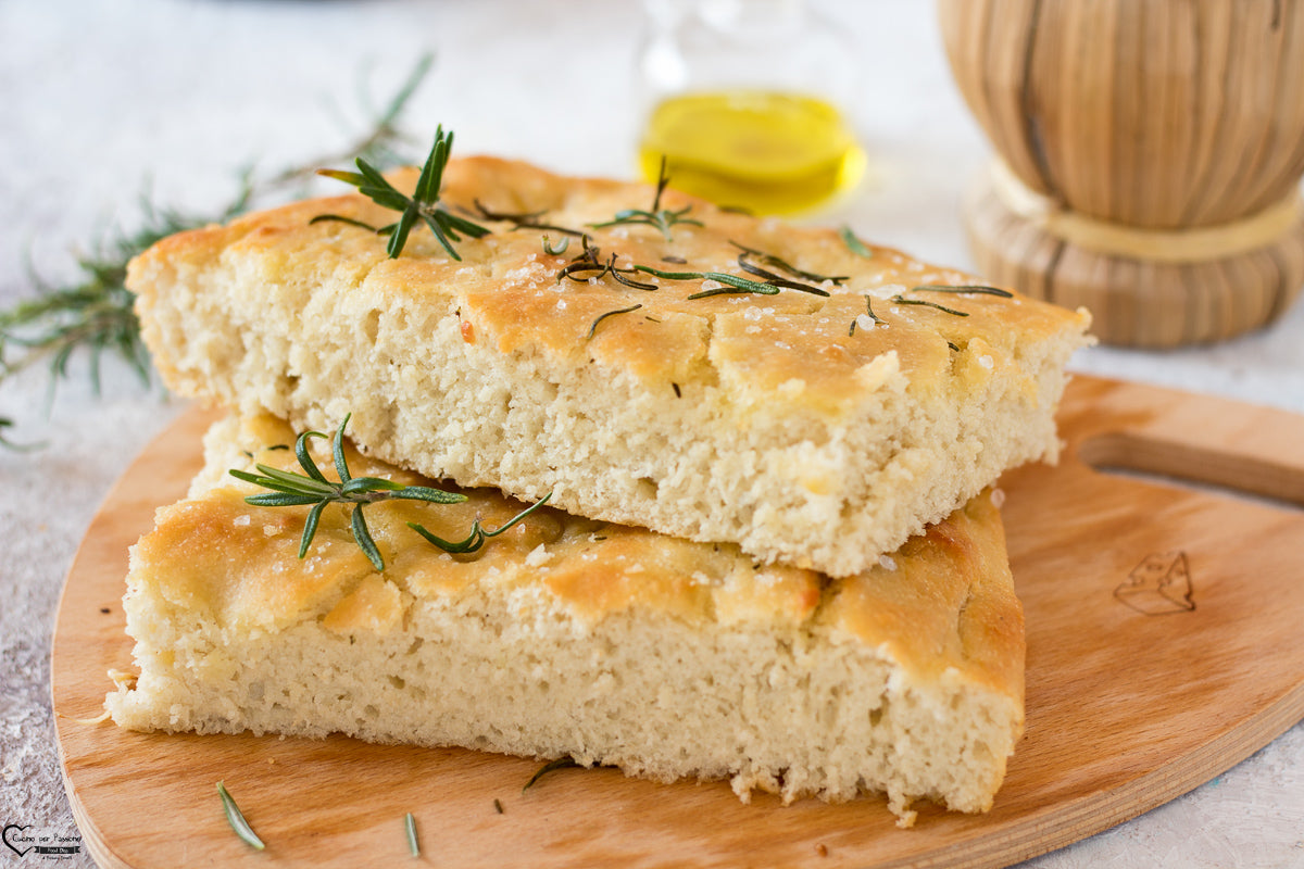 Cubi di focaccia artigianale rosmarino vassoio 24 pezzi